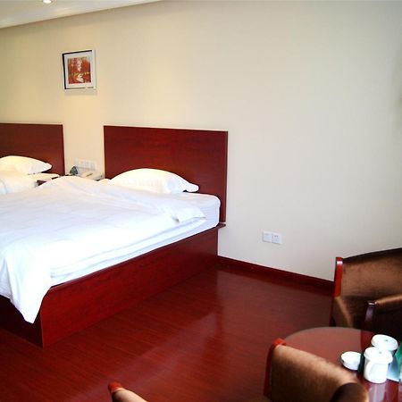 Greentree Inn Guangdong Shantou Gurao Gugui Road Business Hotel Eksteriør billede